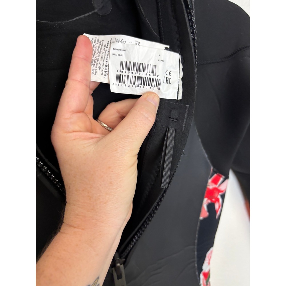 Roxy Syncro 3/2mm Back Zip Full Wetsuit Women's Size 8 Floral ERJW103052 EUC - Picture 7 of 9